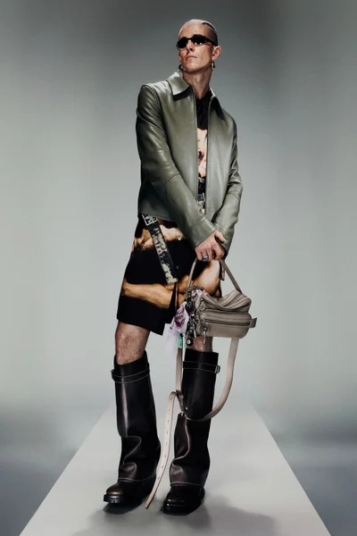 Look 22